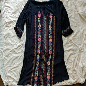 A floral embodies navy dress